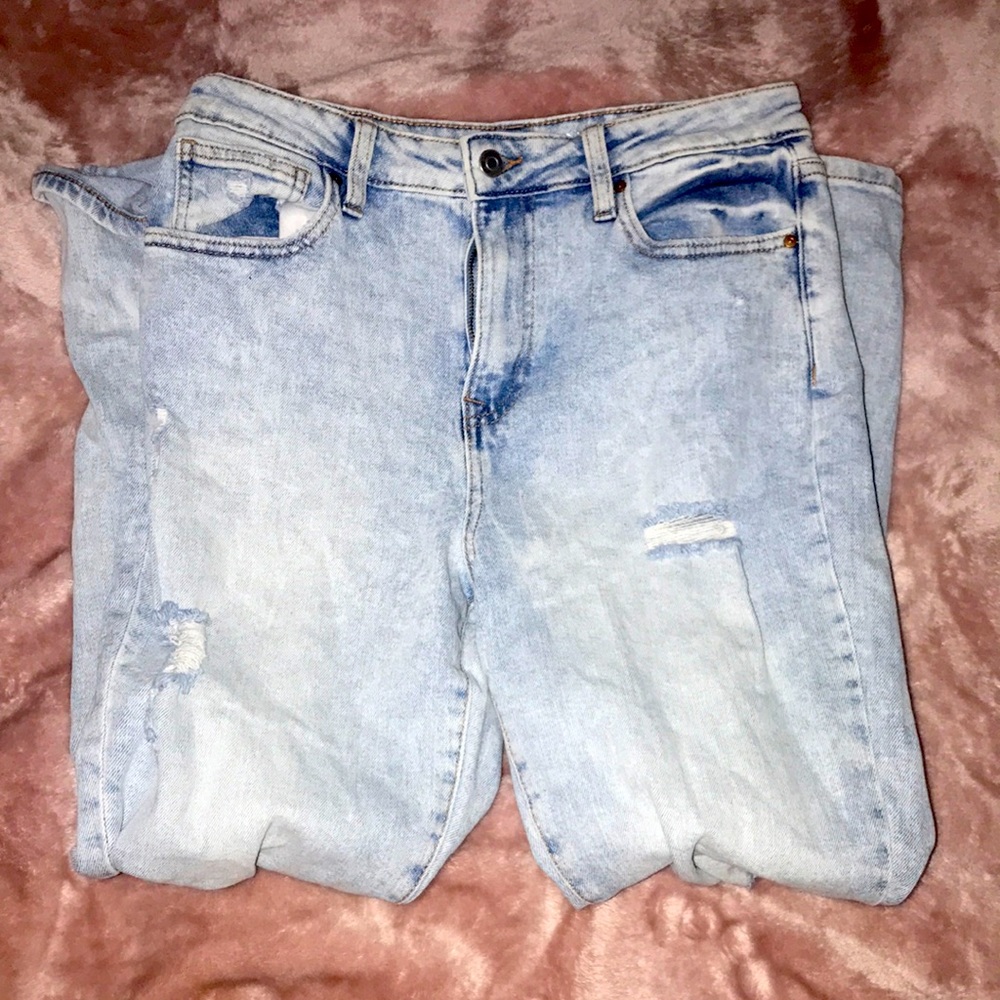 That are rip jeans  they ar women size 7